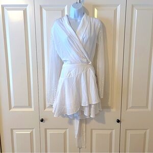 🤍✨ Robed With Love – “The Alanna” Bridal Robe- New with tags ✨🤍